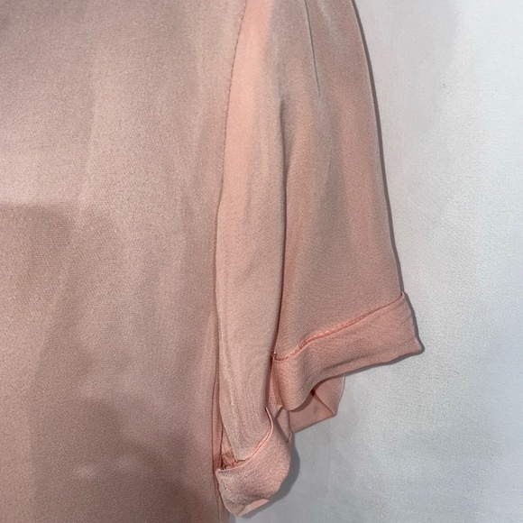 Alice + Olivia Classic Top Tee Shirt Size S Tan - Picture 3 of 7